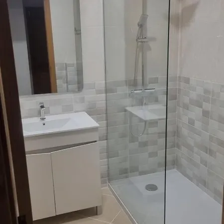 Spacious & With Rare Parking Albufeira